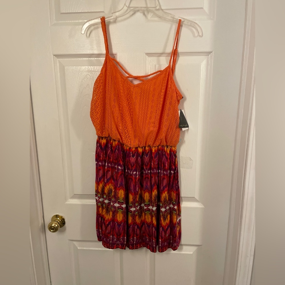 Orange Multicolor Maxi Dress. Size Large.